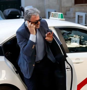 Antxon sigue la estrategia de Cerdán: solo responde a su abogado, niega [...]