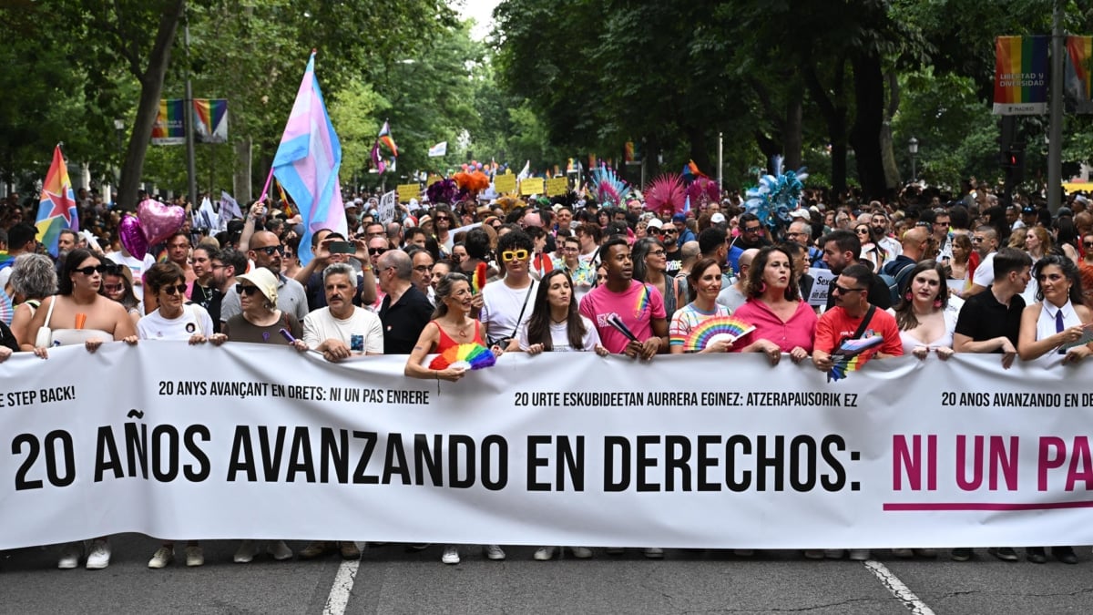 El Orgullo toma Madrid con cientos de miles de personas en las calles