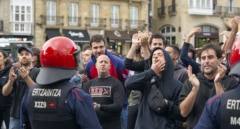 Fiestas, 'zipaios' y pasamontañas, el 'déjà vu' que inquieta a la Ertzaintza