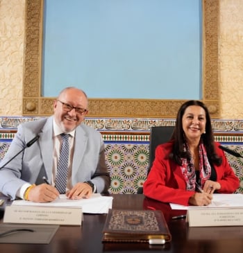80.000 euros y control directo de la embajadora: la ansiada cátedra que [...]