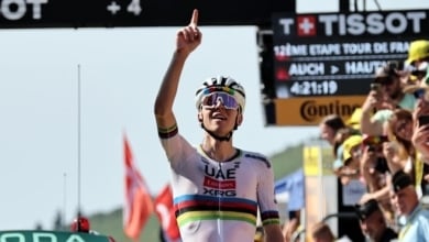 Pogacar arrasa a Vingegaard y recupera el amarillo en la 12ª etapa del Tour de Francia 2025