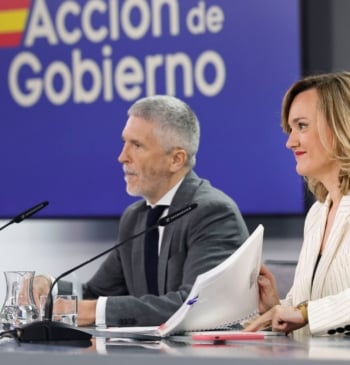 Moncloa reacciona al 'caso Salazar' con un mail y un nuevo curso [...]