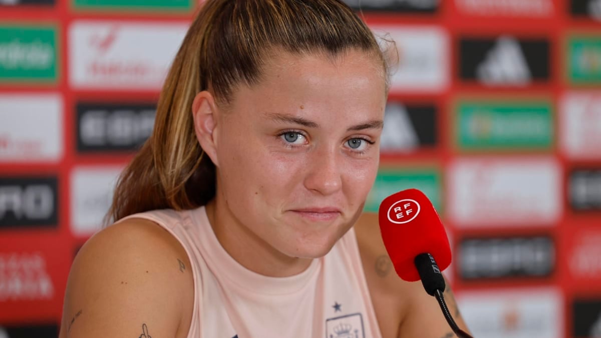 Claudia Pina afirma que: "quedamos selecciones con un alto nivel y un gol te manda para casa"