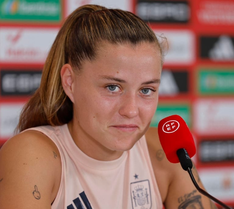 Claudia Pina afirma que: "quedamos selecciones con un alto nivel y un gol te manda para casa"