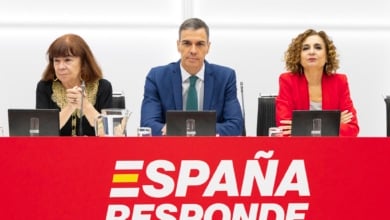 Sánchez empieza a mover ficha con Montero y deciden las primeras salidas de la ejecutiva del PSOE