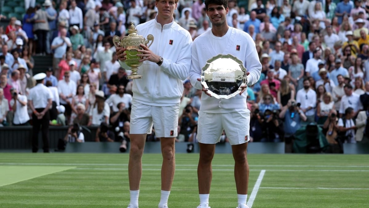 Jannik Sinner amplia su diferencia de número uno con Carlos Alcaraz tras su triunfo en Wimbledon