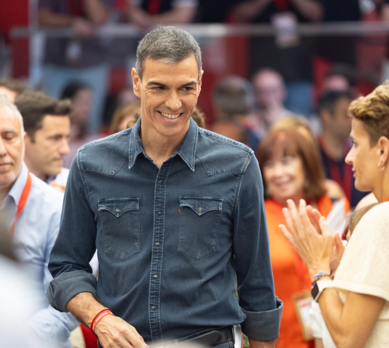 Sánchez apoya que la UE negocie con Trump para acabar con unos "aranceles injustificados"