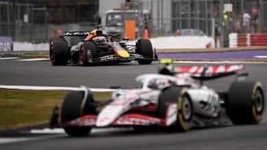 Debido a las penalizaciones a Antonelli y Bearman suben Fernando Alonso al 7º y Carlos Sainz al 10º en el GP de Gran Bretaña
