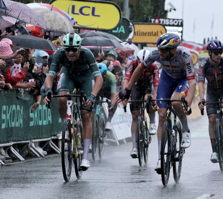 Resumen y clasificación tras la 17ª etapa del Tour de Francia 2025: El esprint final se lo lleva Jonathan Milan