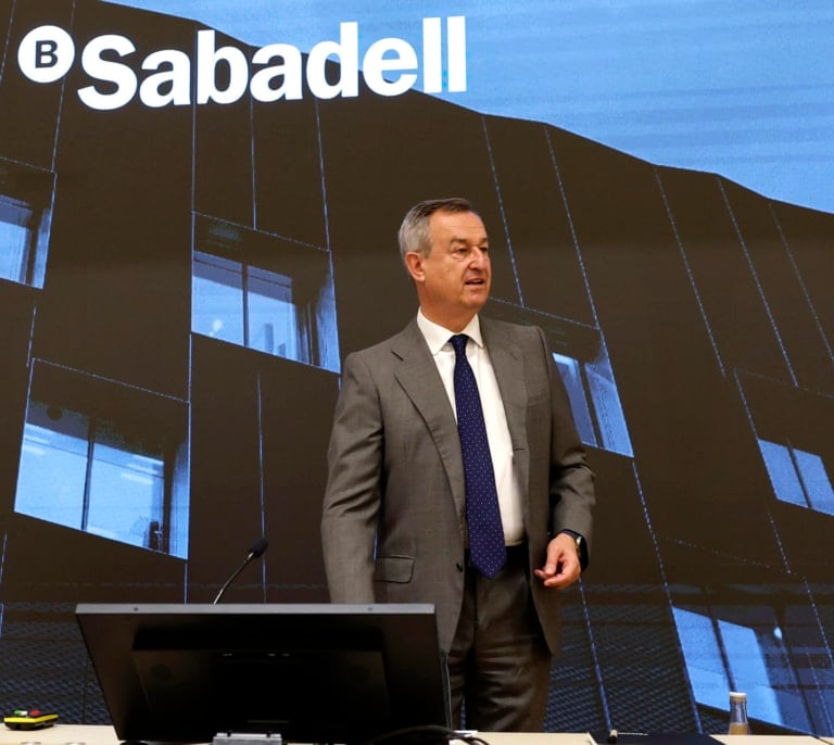 Los clientes del Sabadell que aceptaron la opa del BBVA representan solo el 1,1 % del capital