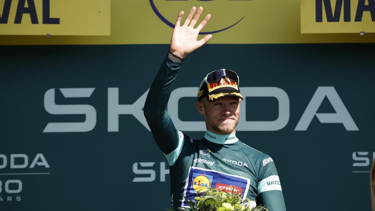 Tour de Francia 2025. El italiano Jonathan Milan conquista la etapa 8 al esprint en Laval