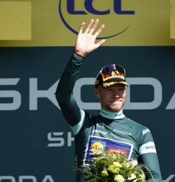 Tour de Francia 2025. El italiano Jonathan Milan conquista la etapa 8 [...]