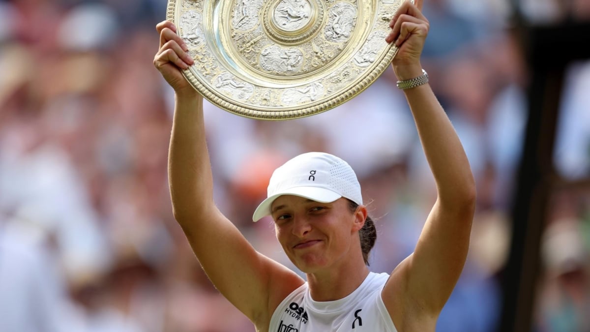 Iga Swiatek conquista Wimbledon por primera vez con una victoria histórica