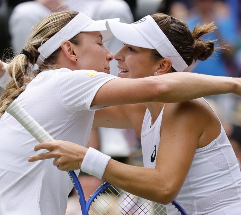 Belinda Bencic logra su primera clasificación a cuartos de final de Wimbledon tras derrotar a Ekaterina Alexandrova
