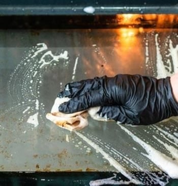 Cómo limpiar el horno con bicarbonato y vinagre paso a paso
