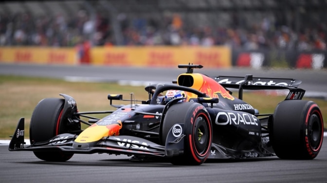 'Pole' de Max Verstappen, Alonso saldrá noveno y Sainz undécimo en el GP de Gran Bretaña