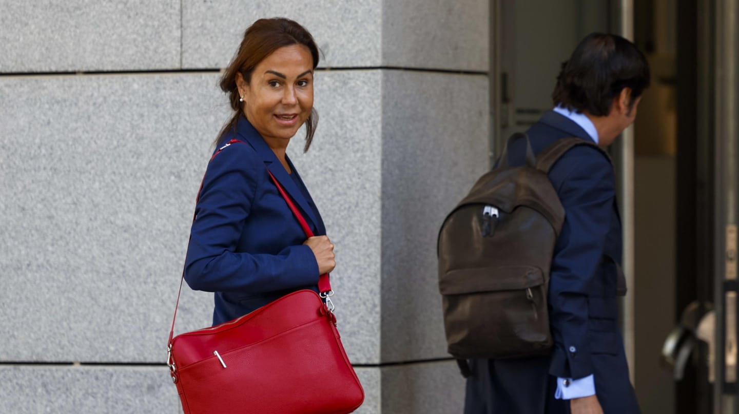 Pardo de Vera dice que llamó a Ábalos para advertirle de que no era “ético” prorrogar el contrato de Jésica