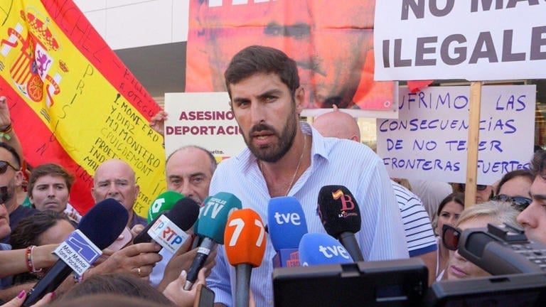 El líder de Vox en Murcia pide expulsar a los inmigrantes tras los incidentes de Torre Pacheco