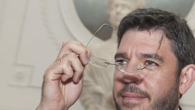 Feijóo refuerza el área económica del PP con el fichaje de Alberto Nadal y mantiene a Juan Bravo para hacienda