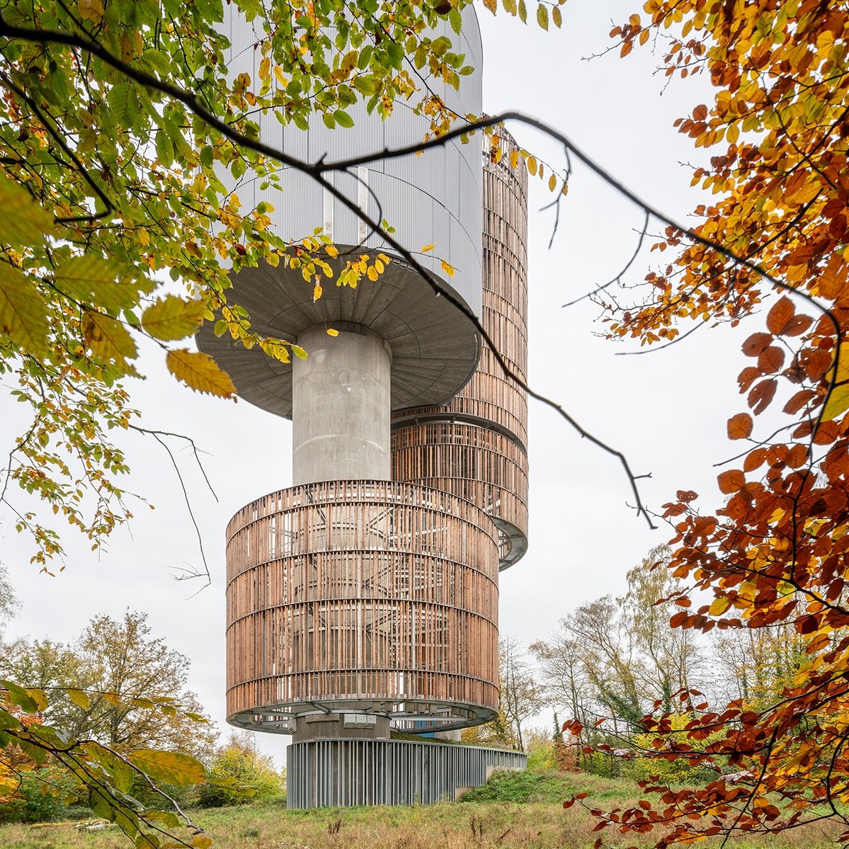 Refugio de Aves y Mamíferos y Depósito de Agua, en Kirchberg (Luxemburgo) de Temperaturas Extremas Arquitectos y Adelino Magalhães Asociados.