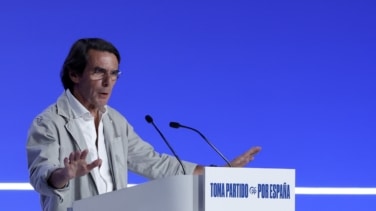 Aznar avisa a Sánchez: "Si pactas con delincuentes no te extrañe acabar en la cárcel porque ese es tu ambiente"