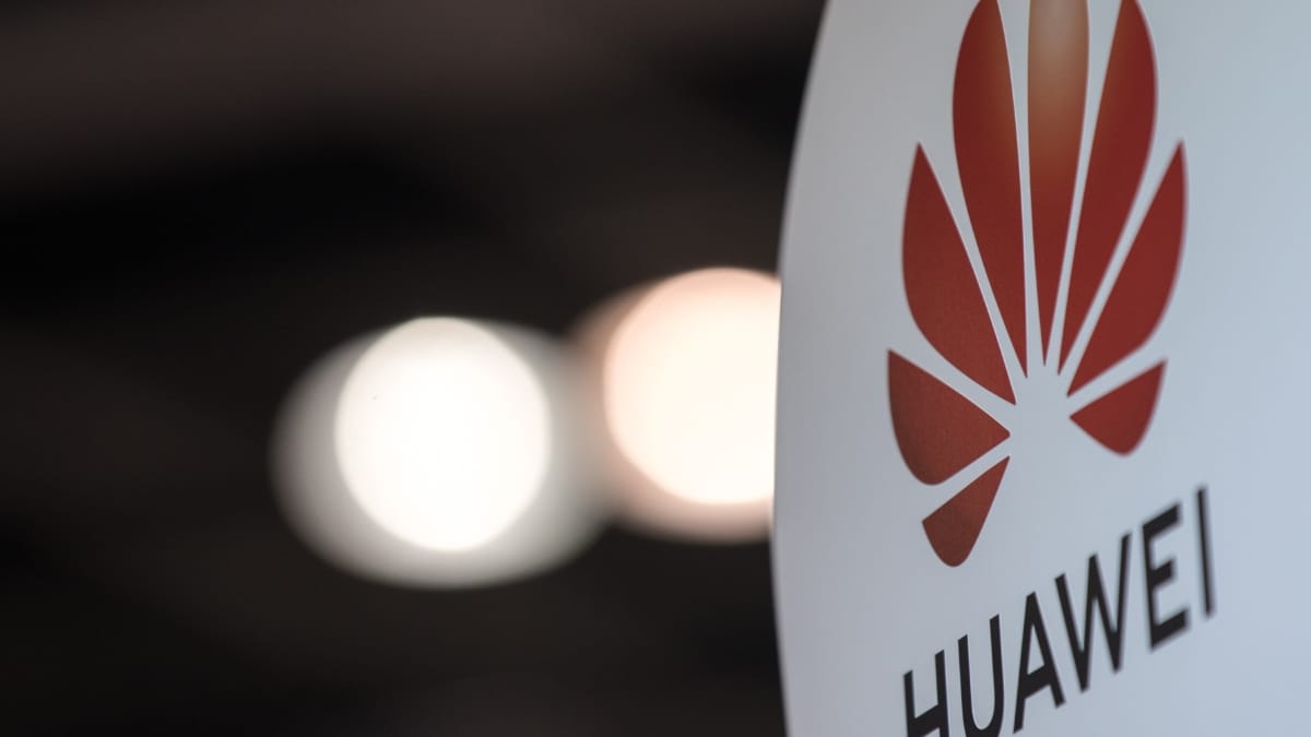 Foto de archivo del logo de Huawei durante la Cloud Expo Asia 2019 en Hong Kong (China).