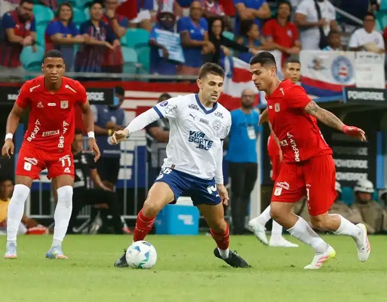 El América colombiano empata 0-0 en su visita al Bahía brasileño en la repesca de la Copa Sudamericana