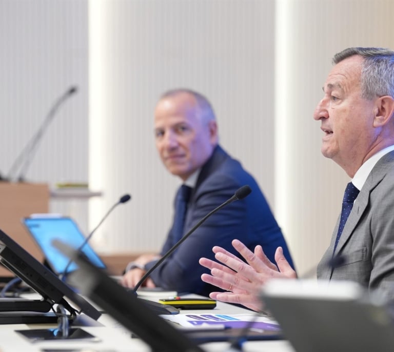 Sabadell se dispara un 5% en bolsa tras vender TSB: "Si antes el precio de la opa de BBVA era insuficiente, ahora más"