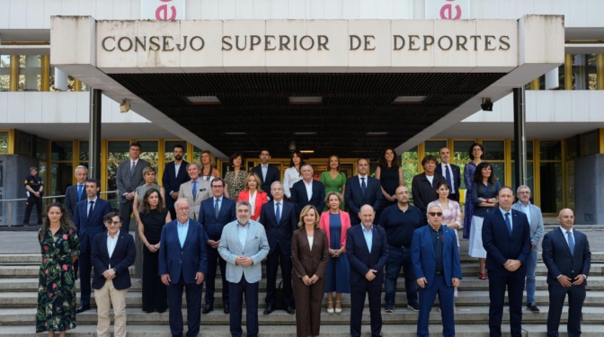 Iker Casillas, Andrés Iniesta, Xavi Hernández o Vicente Del Bosque colaborarán con el Mundial 2030