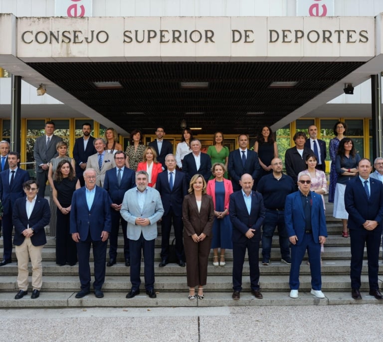 Iker Casillas, Andrés Iniesta, Xavi Hernández o Vicente Del Bosque colaborarán con el Mundial 2030