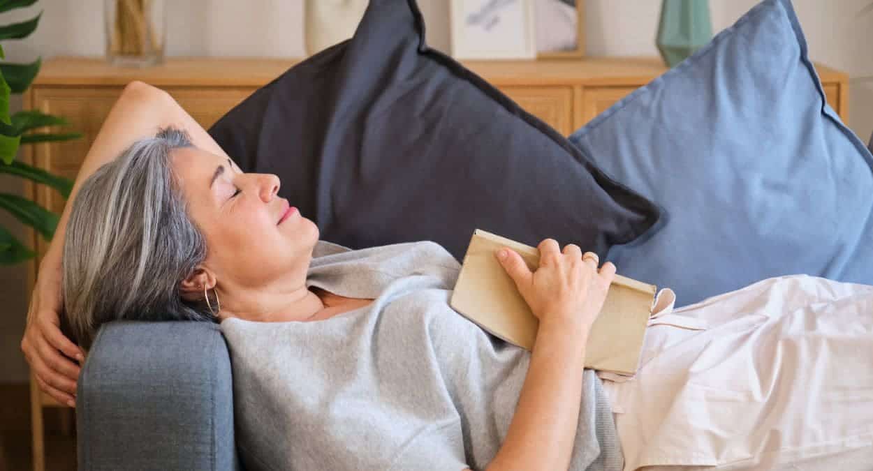 Estos son los beneficios de echarse la siesta