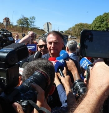 Bolsonaro, sin redes sociales y con tobillera electrónica por orden del Supremo