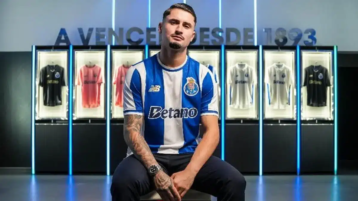 Borja Sainz ficha por el Oporto hasta 2030