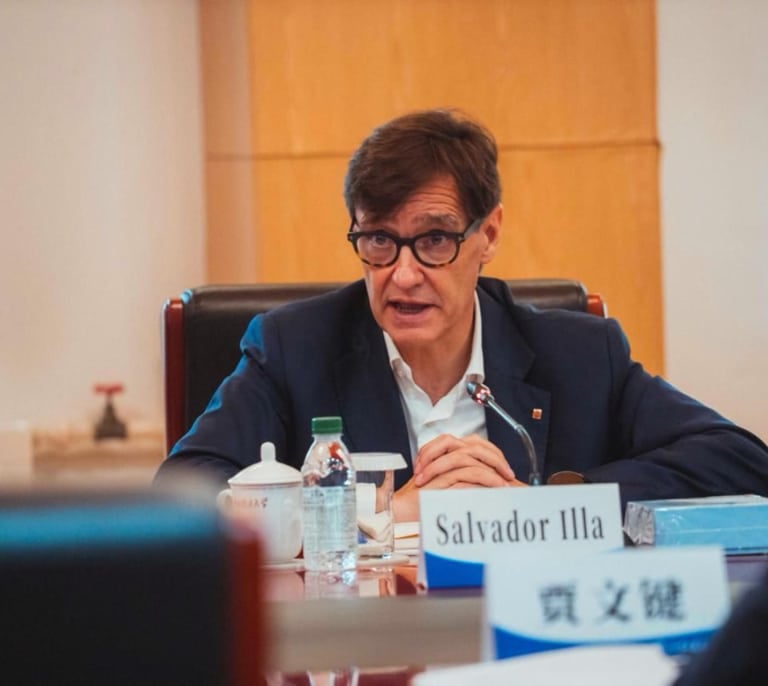 Illa se reúne con Huawei en Pekín tras la polémica por los contratos de la compañía con España
