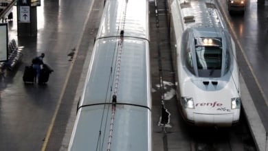 Detenidas las dos personas que robaron los cables y cortaron el AVE hace dos meses