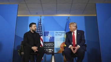 Estados Unidos congela envíos de armas claves para la defensa de Ucrania