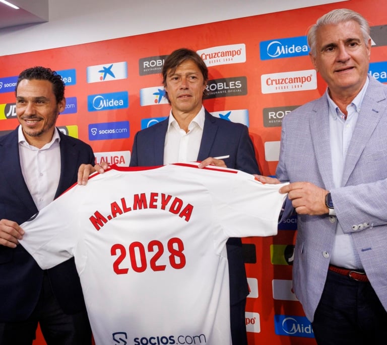 Matias Almeyda busca devolver al Sevilla FC su grandeza histórica