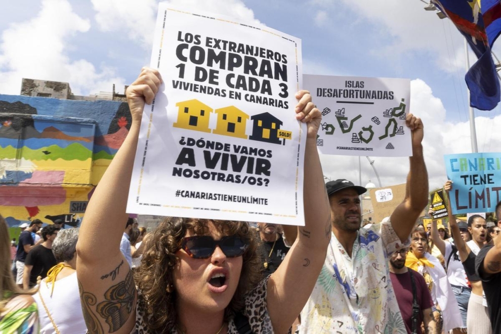 Manifestación 'Canarias tiene un límite' Las Palmas de Gran Canaria