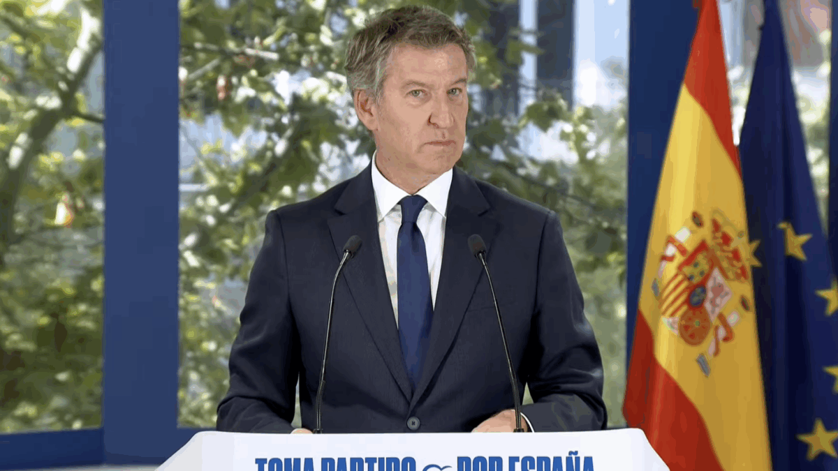 Feijóo acusa a Sánchez de "tapar abusos" y "convivir con prostíbulos": "Sanchismo es machismo"