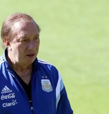 Empeora la salud de Carlos Bilardo: "ya no reconoce a nadie"