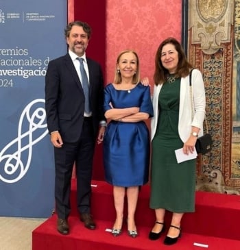 Carmen Ayuso recibe el Premio Nacional de Investigación en el área de [...]