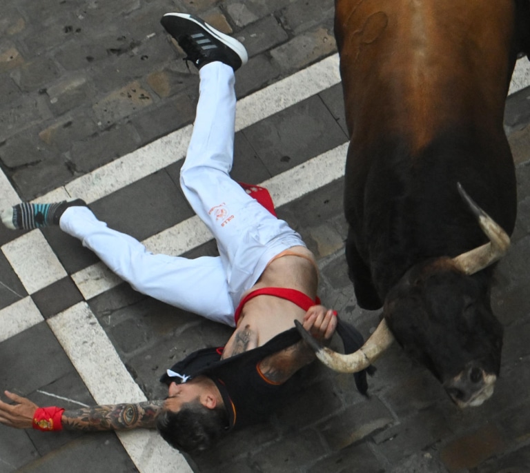 Tercer encierro de San Fermín: al menos un herido y varios contusionados en el peligroso encierro de Álvaro Núñez