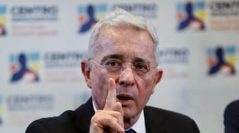 Terremoto político en Colombia: condenado el expresidente Álvaro Uribe por soborno y fraude procesal