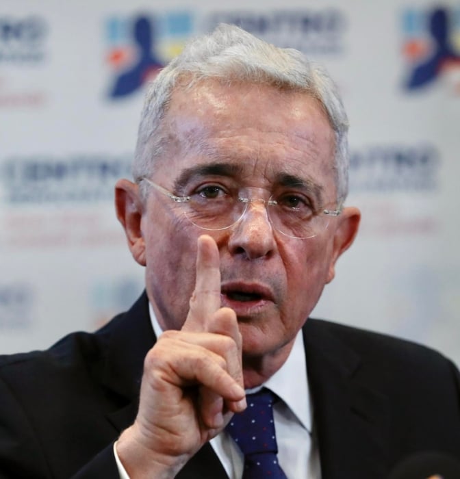 Terremoto político en Colombia: condenado el expresidente Álvaro Uribe por soborno y fraude procesal