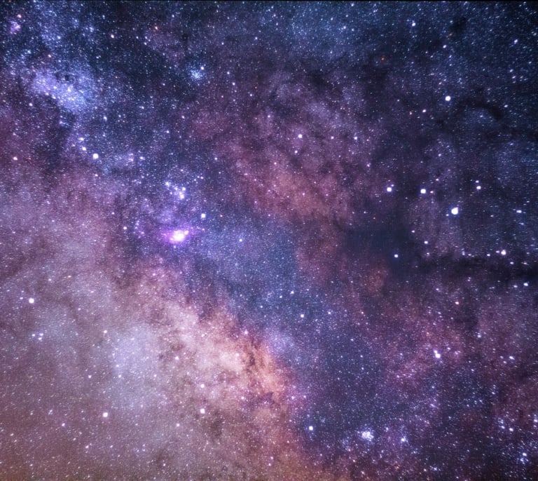 Delta Acuáridas 2025: guía rápida para ver la primera lluvia de estrellas del verano