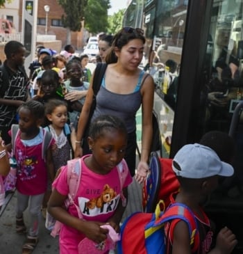 Colonias que cuidan, campamentos que enseñan: CaixaProinfancia ofrece ocio educativo a más [...]