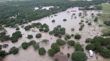Las inundaciones de Texas causan ya al menos 79 muertos, 21 de ellos menores