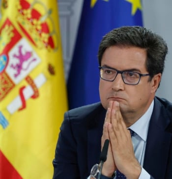 Rebelión de los altos funcionarios contra el cambio del Gobierno en las [...]