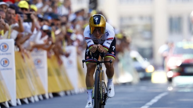 Remco Evenepoel deslumbra con su épica victoria en la 5ª etapa del Tour de Francia 2025