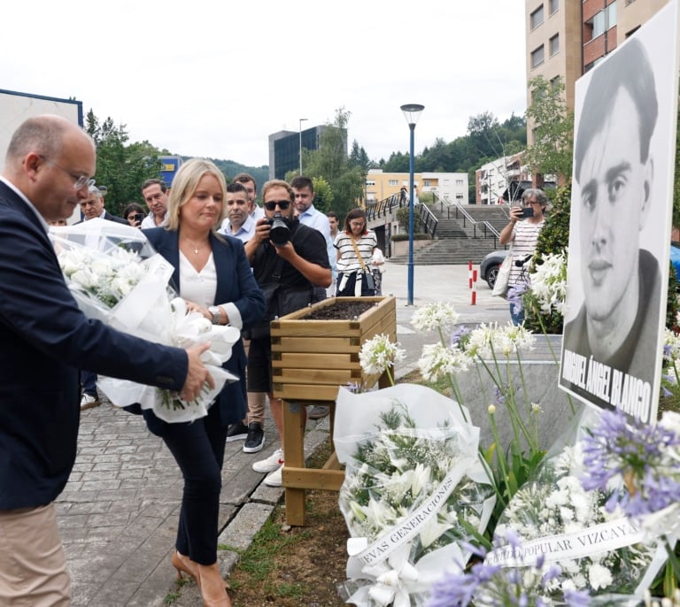 El PP promoverá que "en el 100%" de los colegios se estudie "la historia criminal de ETA"